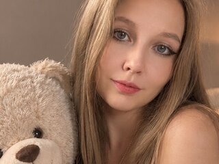 LerianaMakmillan