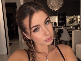 DariiaBella